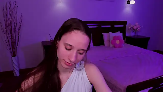 Snapshot of StaceySunny chatting on April 30, 9:30 pm StaceySunny online show from April 30, 9:30 pm