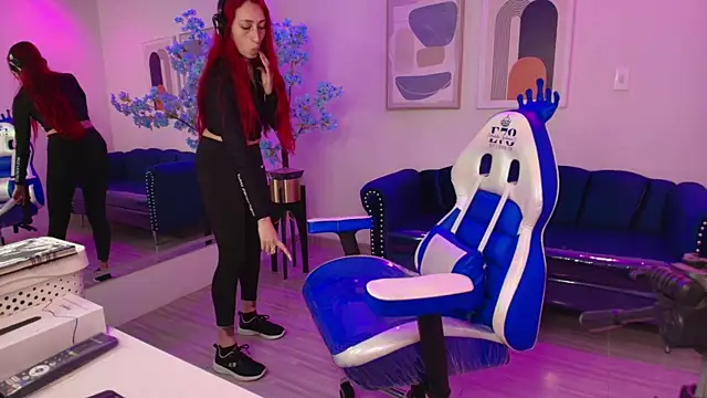 Snapshot of Vermelha_Gremory_ chatting on February 6, 8:02 pm Vermelha Gremory  online show from February 6, 8:02 pm