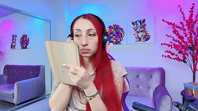 Snapshot of Vermelha_Gremory_ chatting on February 13, 11:50 am Vermelha Gremory  online show from February 13, 11:50 am