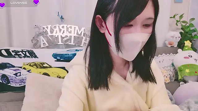 Snapshot of Conatsu chatting on December 9, 10:30 pm Conatsu online show from December 9, 10:30 pm