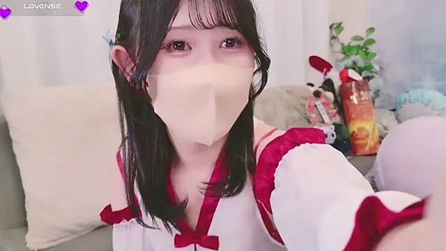 Snapshot of Conatsu chatting on January 1, 12:44 pm Conatsu online show from January 1, 12:44 pm