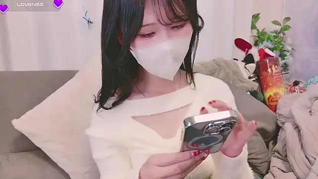 Snapshot of Conatsu chatting on January 8, 10:48 pm Conatsu online show from January 8, 10:48 pm