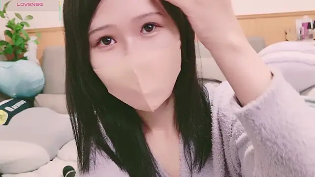 Snapshot of Conatsu chatting on March 3, 12:37 am Conatsu online show from March 3, 12:37 am