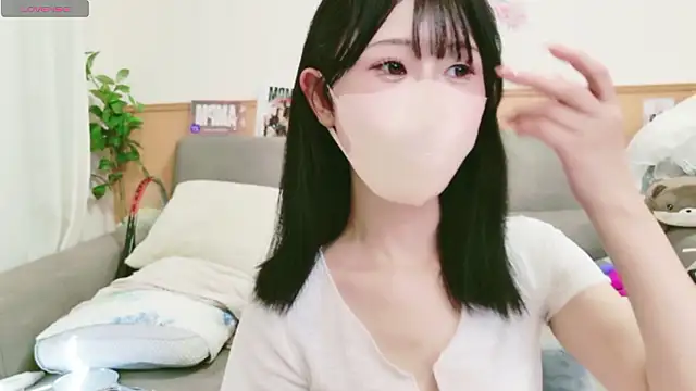 Snapshot of Conatsu chatting on October 15, 5:18 am Conatsu online show from October 15, 5:18 am