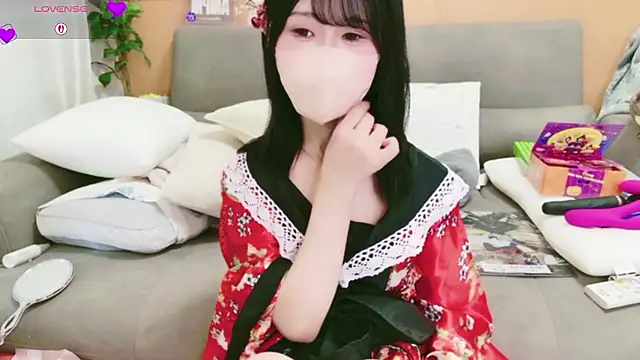 Snapshot of Conatsu chatting on October 18, 5:10 am Conatsu online show from October 18, 5:10 am