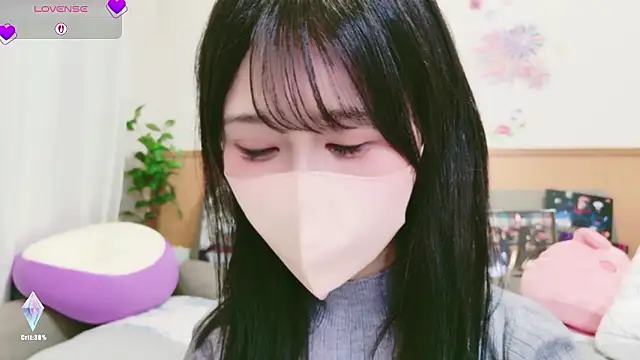 Snapshot of Conatsu chatting on November 25, 6:35 am Conatsu online show from November 25, 6:35 am