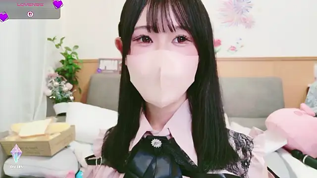 Snapshot of Conatsu chatting on December 5, 6:00 am Conatsu online show from December 5, 6:00 am