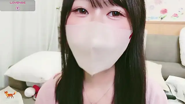 Snapshot of Conatsu chatting on January 10, 10:06 am Conatsu online show from January 10, 10:06 am