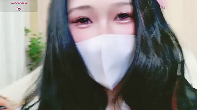 Snapshot of Conatsu chatting on February 1, 7:29 am Conatsu online show from February 1, 7:29 am