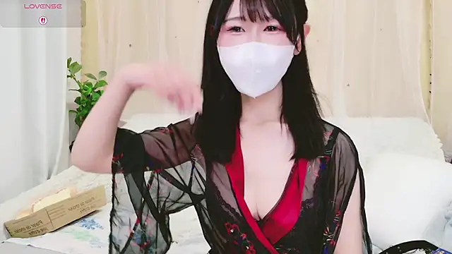 Snapshot of Conatsu chatting on February 3, 6:40 am Conatsu online show from February 3, 6:40 am