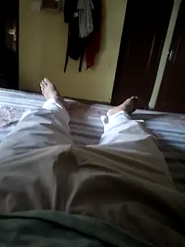 Snapshot of DudeBoyBad chatting on September 9, 10:15 am DudeBoyBad online show from September 9, 10:15 am