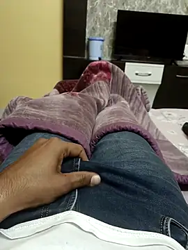 Snapshot of DudeBoyBad chatting on December 19, 1:07 pm DudeBoyBad online show from December 19, 1:07 pm