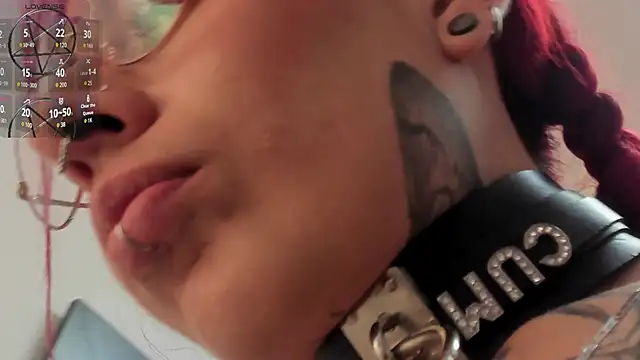 selene red  online show from January 16, 8:46 pm