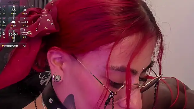 selene red  online show from January 21, 8:00 pm