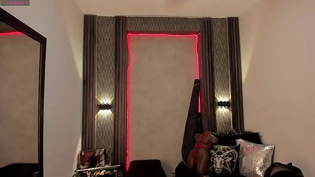 selene red  online show from January 22, 5:06 pm