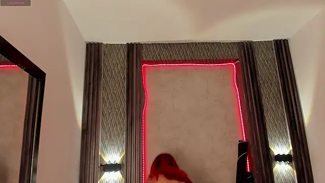 selene red  online show from January 25, 4:13 pm