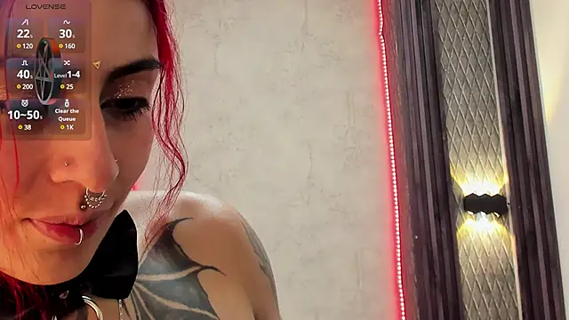 selene red  online show from March 19, 7:38 pm