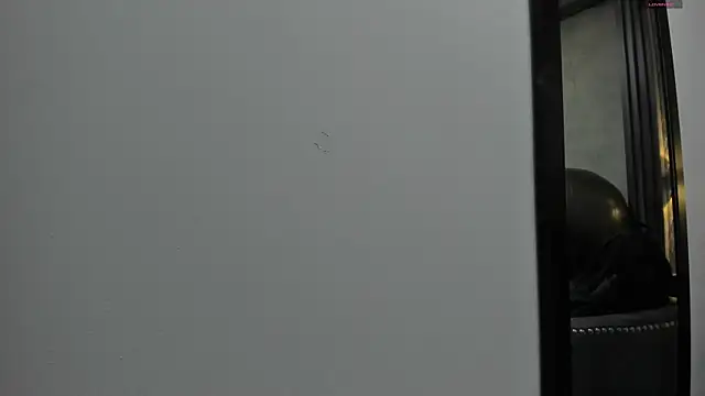 selene red  online show from September 9, 1:32 pm