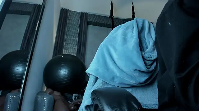 selene red  online show from October 18, 3:57 pm