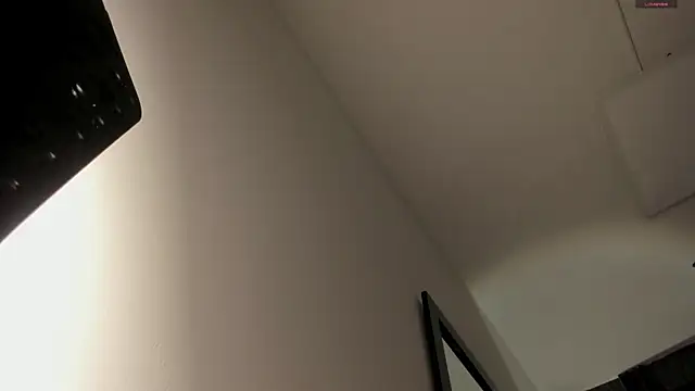 Snapshot of selene_red_ chatting on November 11, 1:44 pm selene red online show from November 11, 1:44 pm