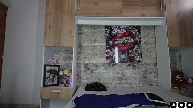 Sami ross online show from April 22, 5:14 pm