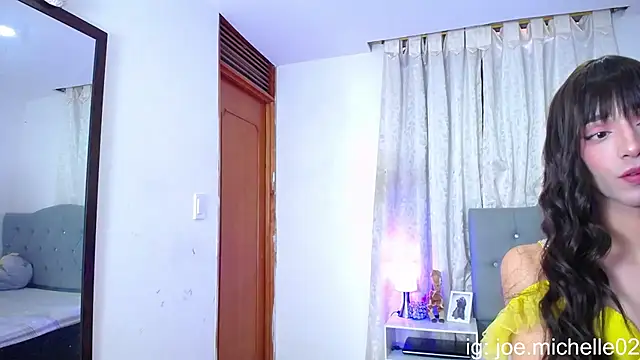 Snapshot of AnnyMichelle_ chatting on September 22, 10:34 pm AnnyMichelle online show from September 22, 10:34 pm