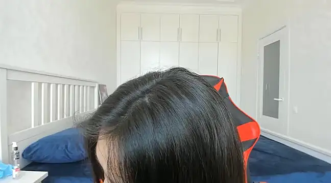 Snapshot of Missykitty01 chatting on March 22, 6:43 am Missykitty01 online show from March 22, 6:43 am