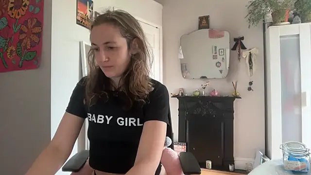 Littlelolo60 online show from April 14, 8:20 am