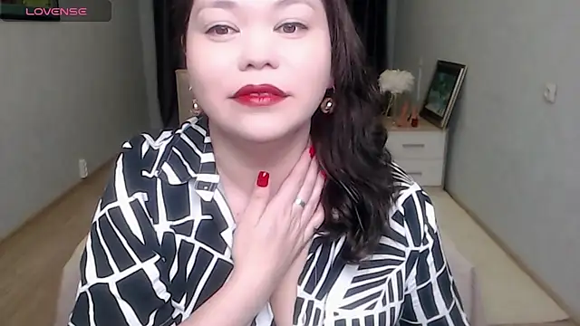 Snapshot of supersex_96 chatting on February 5, 2:37 pm supersex 96 online show from February 5, 2:37 pm