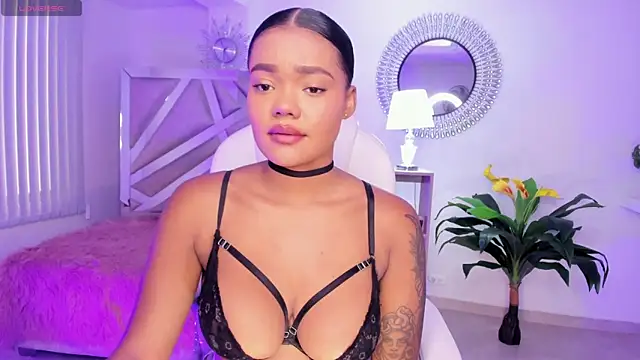 madisson davon online show from December 10, 2:17 pm