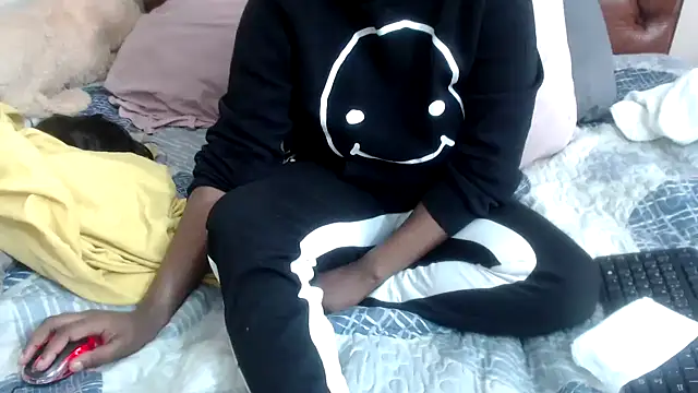 Snapshot of AnalFreakGoddes chatting on February 19, 12:11 pm AnalFreakGoddes online show from February 19, 12:11 pm