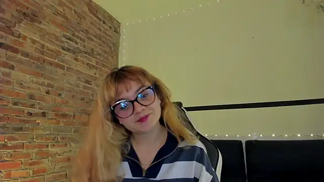 Sweet Namii online show from February 28, 9:47 am