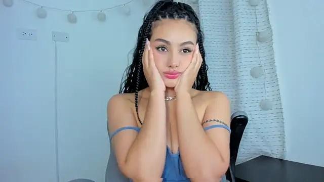 julia strauns online show from January 2, 5:14 am