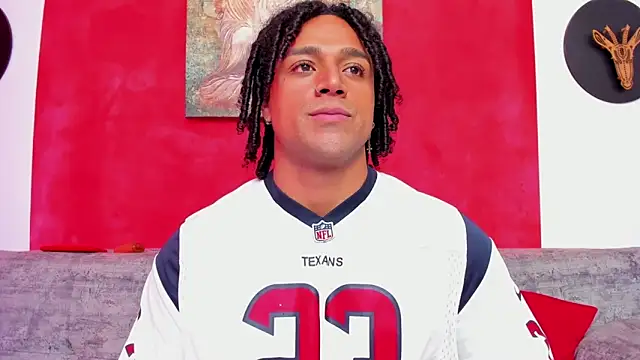 Snapshot of MikeEstevess chatting on December 15, 12:38 pm MikeEstevess online show from December 15, 12:38 pm