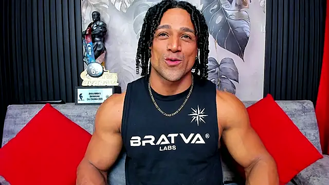 Snapshot of MikeEstevess chatting on September 13, 9:47 pm MikeEstevess online show from September 13, 9:47 pm