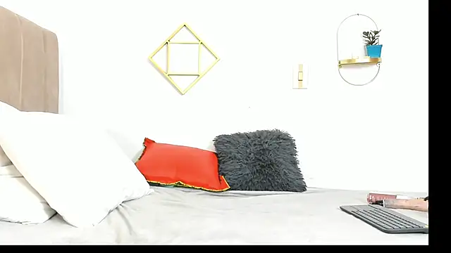 AnahiSmitth online show from January 10, 10:36 pm