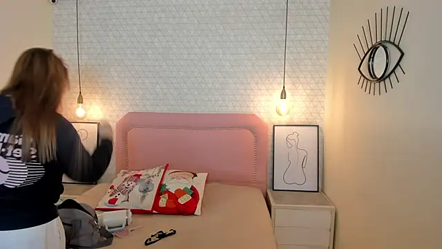 Kittytimberlake online show from December 22, 12:24 pm