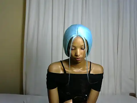 Snapshot of StarBarbiee chatting on October 26, 12:44 pm StarBarbiee online show from October 26, 12:44 pm