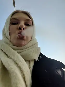 Snapshot of Morphine_666 chatting on December 11, 9:09 am Morphine 666 online show from December 11, 9:09 am