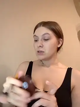 Snapshot of Morphine_666 chatting on February 6, 4:10 am Morphine 666 online show from February 6, 4:10 am