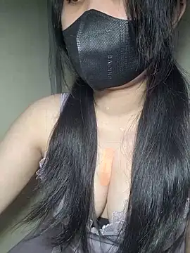 Snapshot of Athena20001 chatting on May 15, 6:48 pm Athena20001 online show from May 15, 6:48 pm