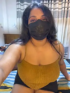 NOORA-GIRL online show from March 26, 10:26 pm