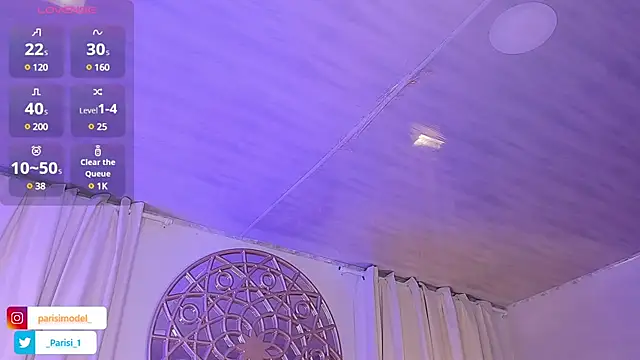 Snapshot of _PARISI_ chatting on February 6, 12:54 am  PARISI  online show from February 6, 12:54 am