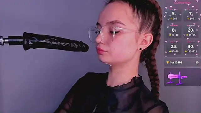 bitchpeace  online show from February 17, 4:15 pm