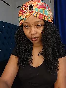 Snapshot of Licia_harvin chatting on June 17, 9:12 am Licia harvin online show from June 17, 9:12 am
