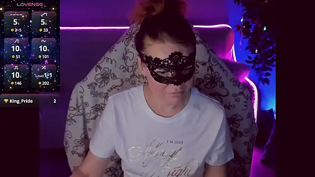 Snapshot of Sexy-Housewife chatting on January 11, 4:14 pm Sexy-Housewife online show from January 11, 4:14 pm