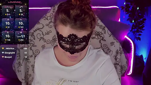 Snapshot of Sexy-Housewife chatting on January 16, 5:01 pm Sexy-Housewife online show from January 16, 5:01 pm