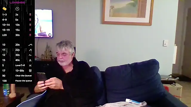 Snapshot of Skoona73 chatting on April 21, 2:23 pm Skoona73 online show from April 21, 2:23 pm