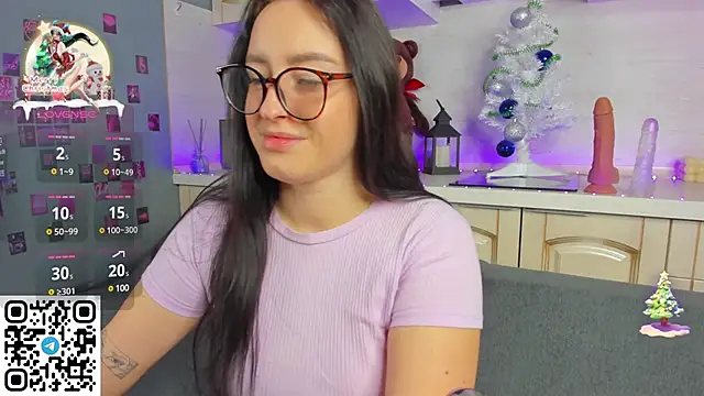 Snapshot of Kruela_Eva chatting on December 27, 11:42 pm Kruela Eva online show from December 27, 11:42 pm