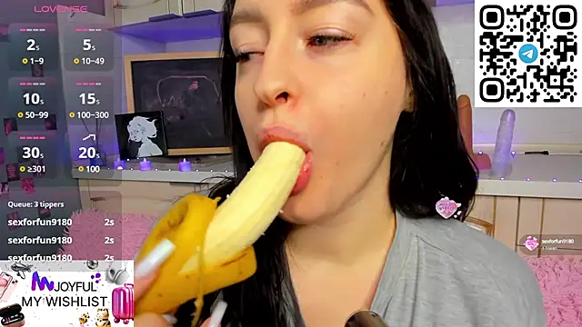 Snapshot of Kruela_Eva chatting on January 28, 11:39 pm Kruela Eva online show from January 28, 11:39 pm